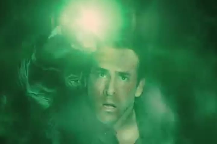 Green Lantern - Official Trailer HD